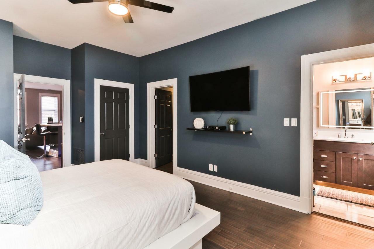 Luxury Apt W/ Spectrum Mood Lighting - Historic Cherokee Street Antique Row Maryland Heights Exterior photo